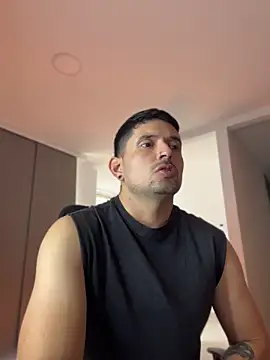 TroyeSavage online show from April 10, 2026, 8:02 pm