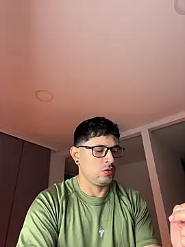 Snapshot of TroyeSavage chatting on May 27, 2026, 10:12 am TroyeSavage online show from May 27, 2026, 10:12 am