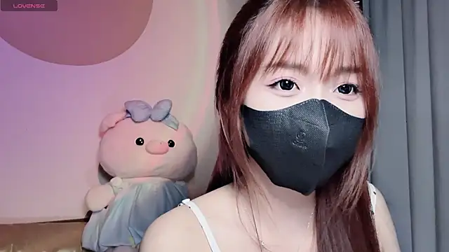 HeooPeppa online show from July 28, 2026, 4:39 pm
