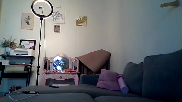 Snapshot of mariaxlovee chatting on March 14, 2026, 1:05 pm mariaxlovee online show from March 14, 2026, 1:05 pm