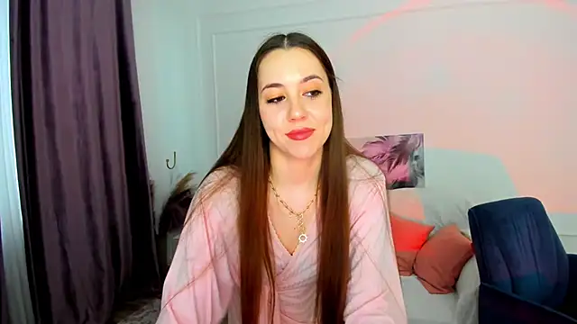 BloomAndFun online show from March 26, 2026, 3:45 am