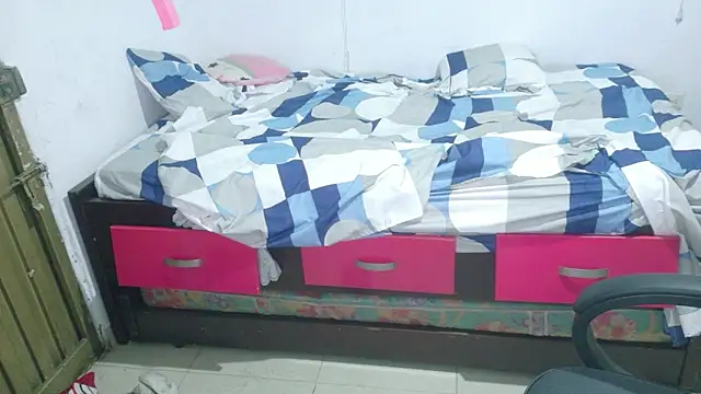 Snapshot of sexysofiaaa chatting on March 16, 2026, 5:02 am sexysofiaaa online show from March 16, 2026, 5:02 am