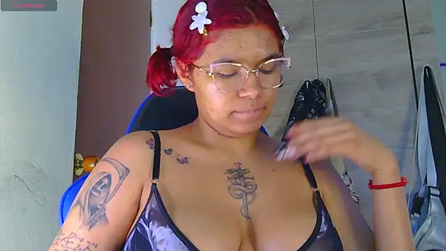 Snapshot of alessia_temptation chatting on July 5, 2026, 12:56 pm alessia temptation online show from July 5, 2026, 12:56 pm