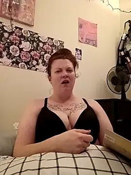 Sluttynoel online show from May 1, 2026, 10:36 pm
