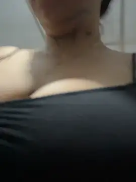 Snapshot of CarolQueen1_ chatting on May 20, 2026, 1:06 pm CarolQueen1 online show from May 20, 2026, 1:06 pm
