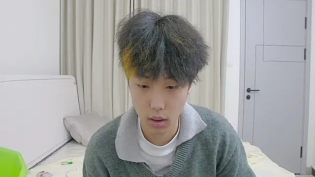 icecream-002 online show from April 4, 2026, 4:22 am