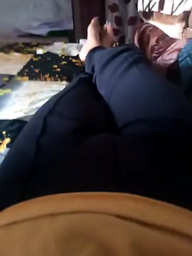 AishwaryaGujjar online show from April 4, 2026, 7:17 am