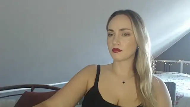 ScarlettSensitive online show from June 23, 2026, 6:22 am