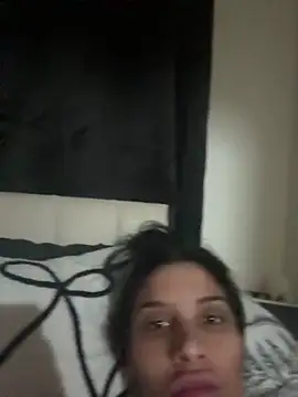 Miss juicy babes69 online show from March 30, 2026, 3:40 am