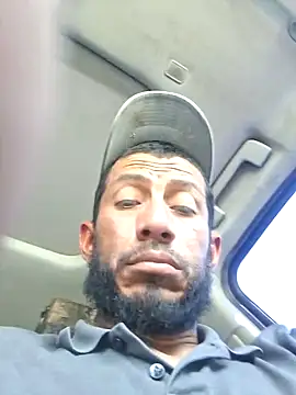 Snapshot of Flac012 chatting on April 17, 2026, 8:23 pm Flac012 online show from April 17, 2026, 8:23 pm