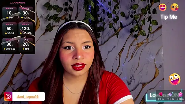 Snapshot of daniela_lopez1 chatting on June 15, 2026, 4:04 am daniela lopez1 online show from June 15, 2026, 4:04 am