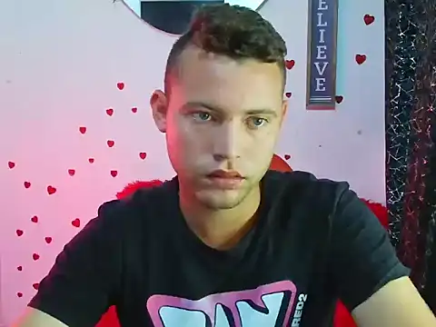 sven fox723 online show from May 11, 2026, 3:07 pm