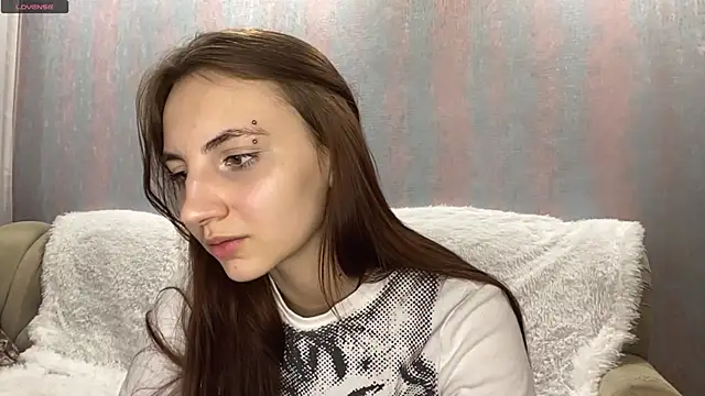 AlisaBloom online show from April 10, 2026, 4:12 pm