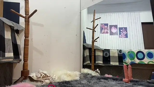 duo squirts online show from March 27, 2026, 1:11 am