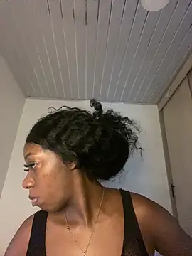 GaiaFiore online show from March 30, 2026, 9:21 am