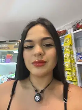 Snapshot of Bella-Ferrer chatting on July 24, 2026, 5:55 pm Bella-Ferrer online show from July 24, 2026, 5:55 pm