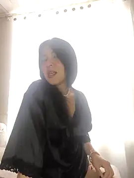 Snapshot of Camillemonroe_ chatting on May 5, 2026, 12:24 pm Camillemonroe online show from May 5, 2026, 12:24 pm