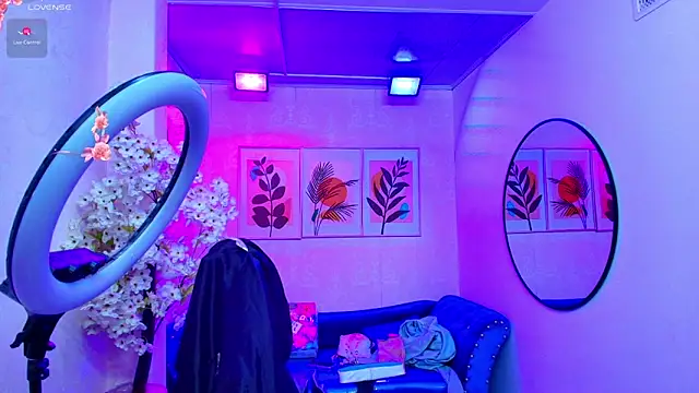 Gabriela meow online show from April 23, 2026, 12:15 pm