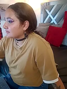 Liily Foxxy online show from April 8, 2026, 10:48 am