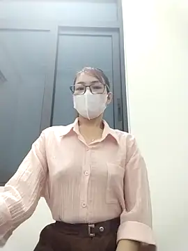 Mai phuong online show from March 28, 2026, 6:46 am