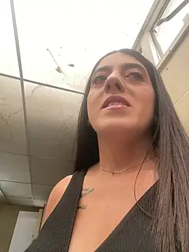 Snapshot of Electra_Pinkk chatting on July 11, 2026, 1:25 pm Electra Pinkk online show from July 11, 2026, 1:25 pm