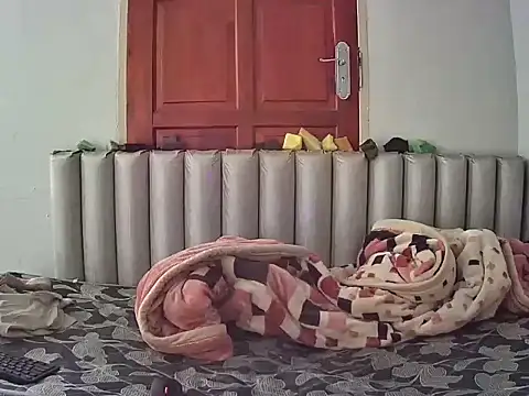 JoycyQueen online show from March 27, 2026, 8:59 am