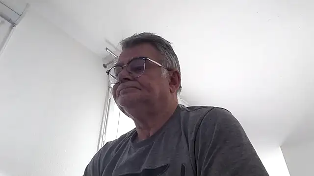 oura online show from May 4, 2026, 6:31 am