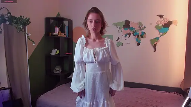 Pretty Victoria online show from March 13, 2026, 5:58 am