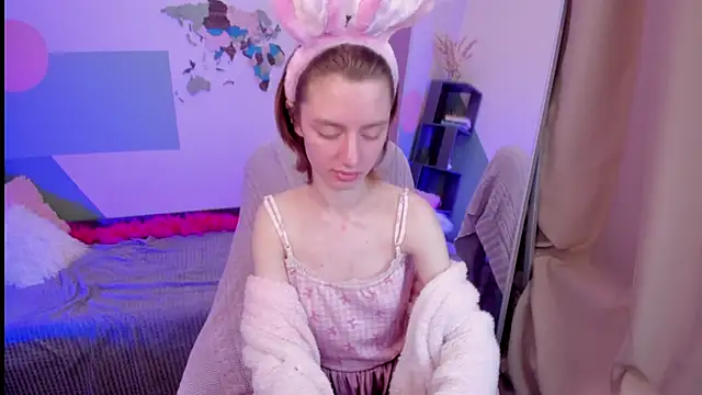 Pretty Victoria online show from March 29, 2026, 6:13 am