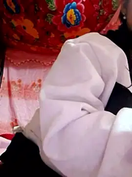 Snapshot of Nana-cute- chatting on March 15, 2026, 4:07 am Nana-cute- online show from March 15, 2026, 4:07 am