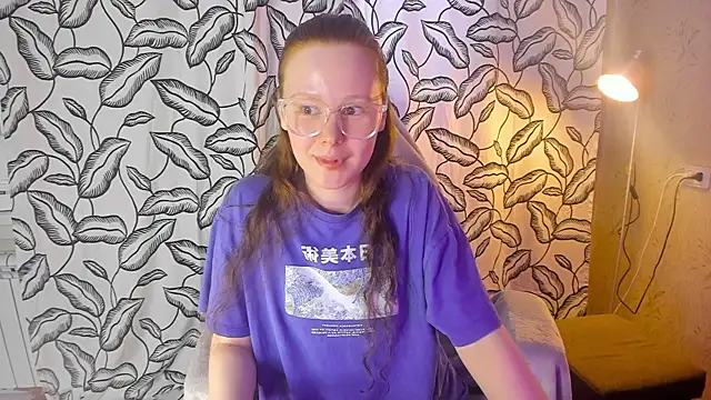 Snapshot of NikiCozy chatting on June 4, 2026, 2:28 am NikiCozy online show from June 4, 2026, 2:28 am