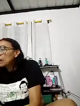 Snapshot of HOT_LATINA20 chatting on April 9, 2026, 1:49 am HOT LATINA20 online show from April 9, 2026, 1:49 am