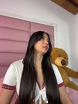 Snapshot of AmaranttayLunay chatting on May 28, 2026, 7:33 pm AmaranttayLunay online show from May 28, 2026, 7:33 pm