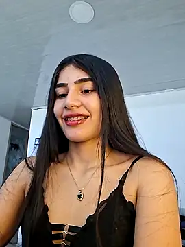 Snapshot of ZoeKatzz chatting on March 21, 2026, 1:16 pm ZoeKatzz online show from March 21, 2026, 1:16 pm