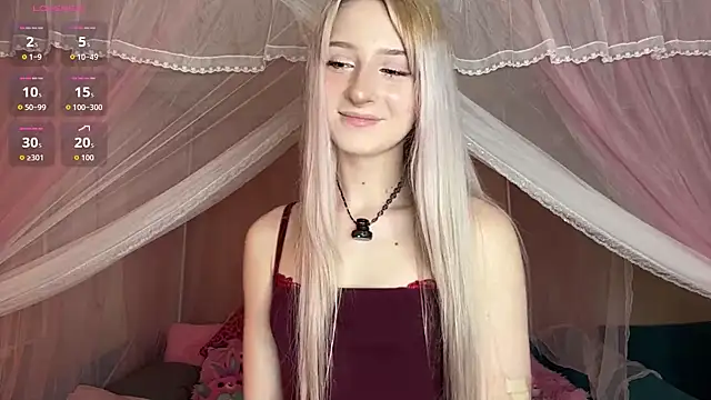 OnlyEva1 online show from May 16, 2026, 8:55 am