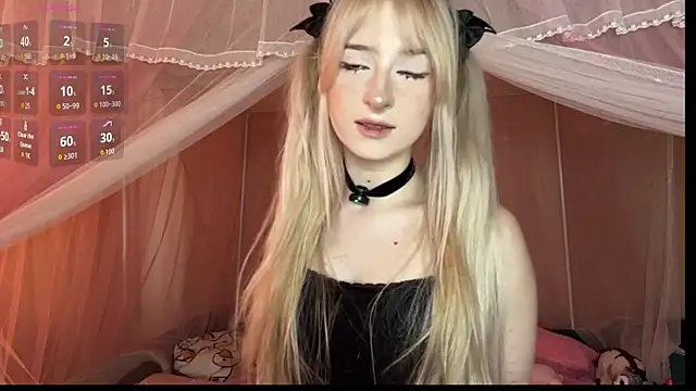 Snapshot of OnlyEva1 chatting on August 6, 2026, 10:50 am OnlyEva1 online show from August 6, 2026, 10:50 am