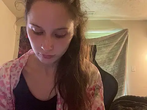 urfavgamergurl online show from July 21, 2026, 8:33 pm