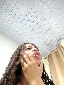 Snapshot of Dirty_Salome2 chatting on June 11, 2026, 2:53 am Dirty Salome2 online show from June 11, 2026, 2:53 am