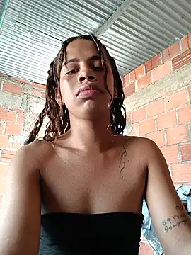Snapshot of Dirty_Salome2 chatting on July 7, 2026, 2:21 pm Dirty Salome2 online show from July 7, 2026, 2:21 pm
