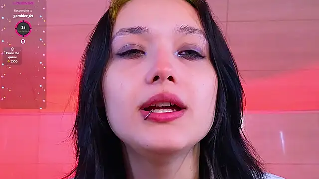 DarcyBlackwood online show from April 19, 2026, 1:38 am