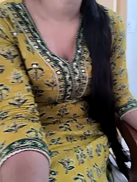 Snapshot of Jesmin_khan01 chatting on July 1, 2026, 11:45 am Jesmin khan01 online show from July 1, 2026, 11:45 am