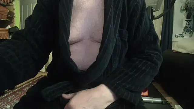 Snapshot of Buggemann chatting on May 9, 2026, 2:06 am Buggemann online show from May 9, 2026, 2:06 am