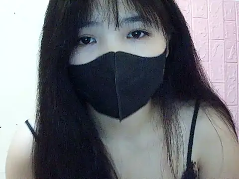 VyVy18 online show from April 2, 2026, 12:58 pm