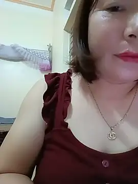 SingleeMomm online show from June 22, 2026, 5:54 pm