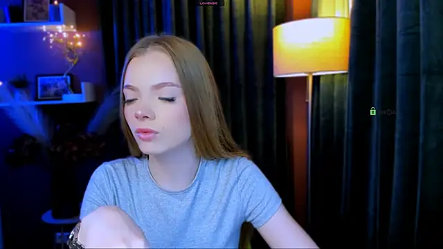 Snapshot of maddy_moah chatting on April 20, 2026, 4:48 am maddy moah online show from April 20, 2026, 4:48 am