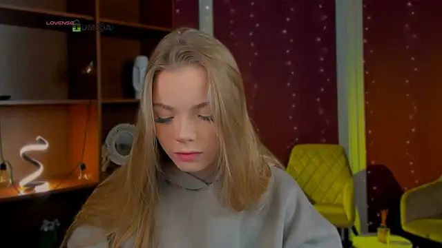 Snapshot of maddy_moah chatting on April 25, 2026, 5:32 am maddy moah online show from April 25, 2026, 5:32 am