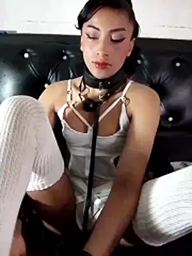 Snapshot of KattyBerryX chatting on June 13, 2026, 2:09 am KattyBerryX online show from June 13, 2026, 2:09 am