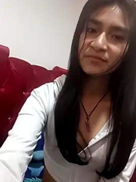 Snapshot of KarolaMendez chatting on March 19, 2026, 9:19 pm KarolaMendez online show from March 19, 2026, 9:19 pm