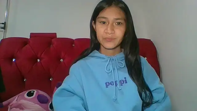 Snapshot of KarolaMendez chatting on April 30, 2026, 8:57 pm KarolaMendez online show from April 30, 2026, 8:57 pm