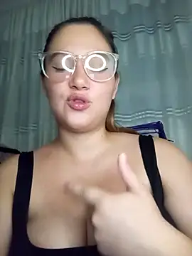 Snapshot of Brittany_G chatting on March 18, 2026, 7:11 am Brittany G online show from March 18, 2026, 7:11 am